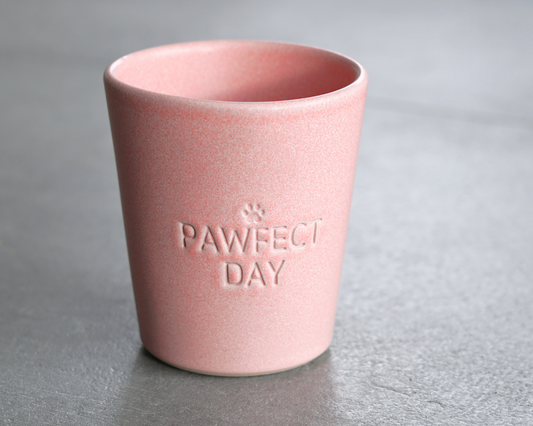 Becher "Pawfect Day" in rosa